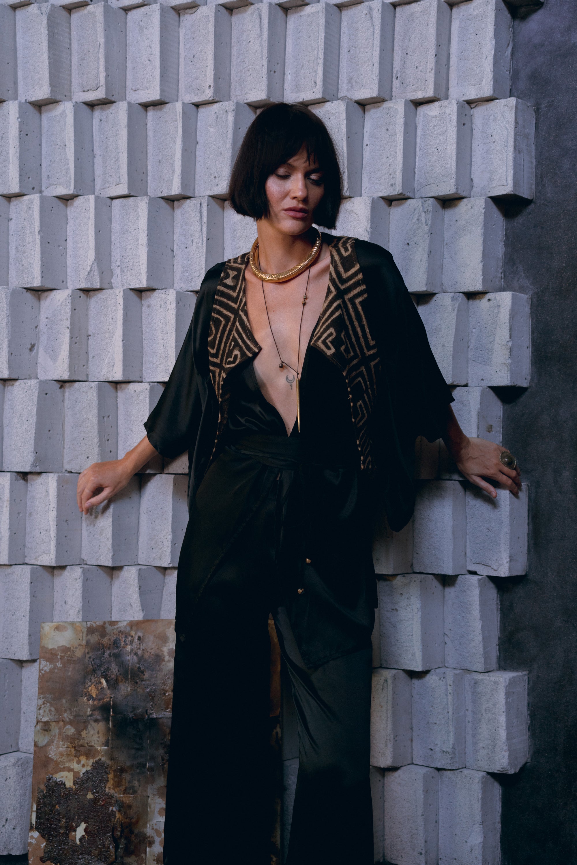 Black Tourmaline Silk kimono