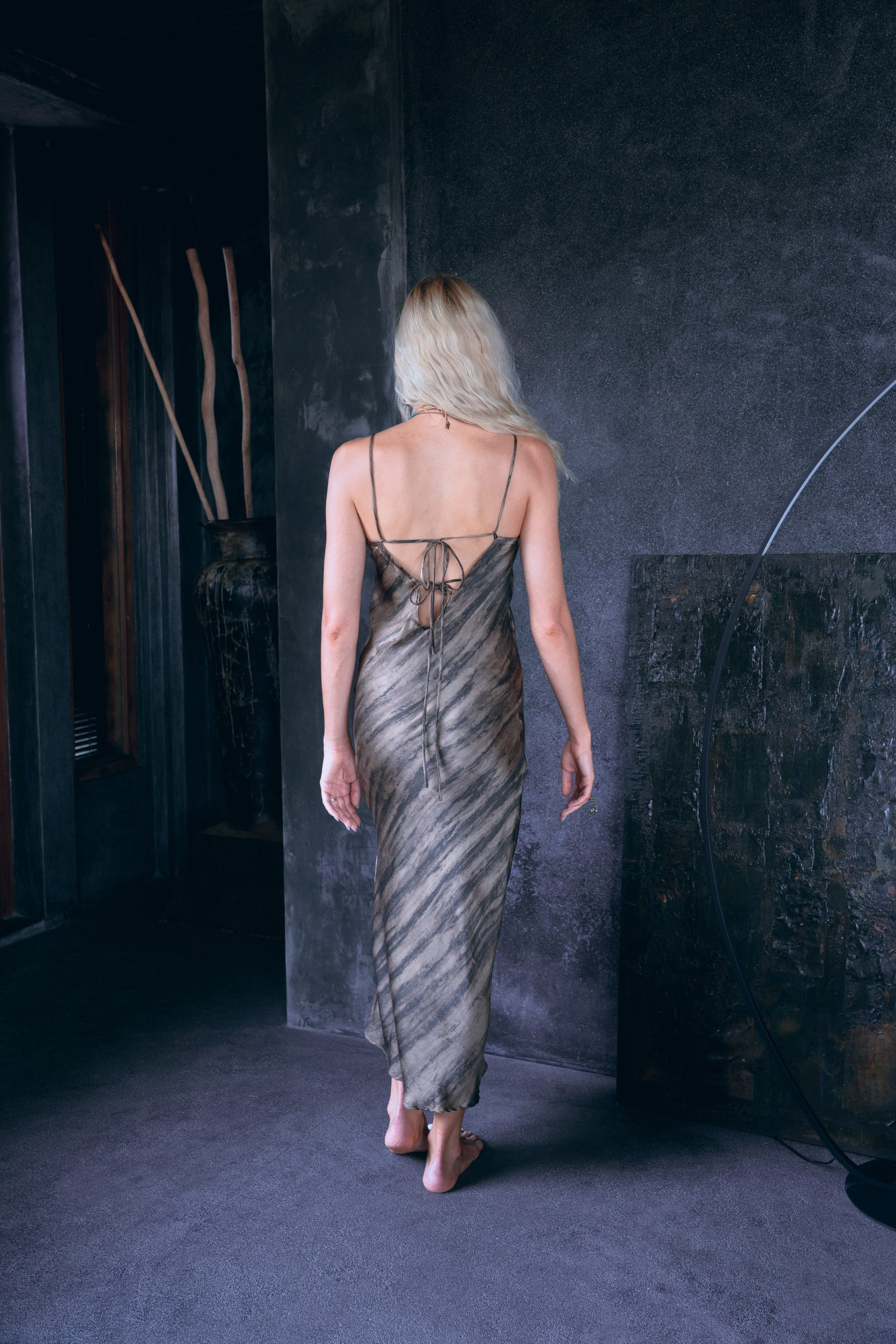 Obsidian Clay Slip